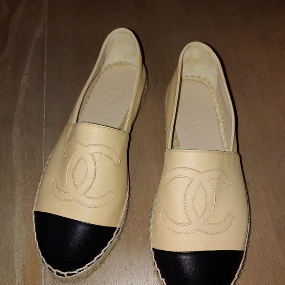 CHANEL leather espadrilles - Picture 1 of 2